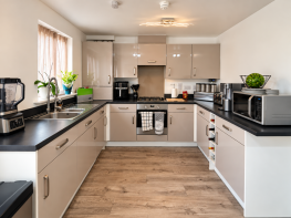 15, Allen Aldridge Grove, Colchester CO3 8BT