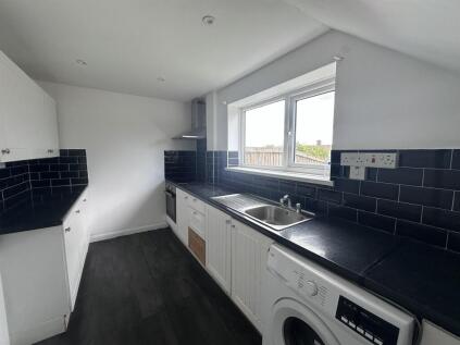 Woodford Road, Blaenymaes, Swansea