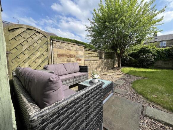 Napier Road, Elland photo 5