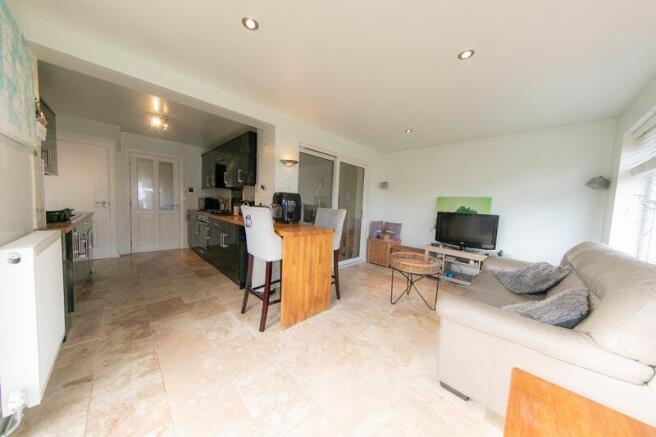 Kitchen & rear lounge