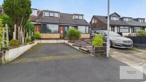 11, Lyons Drive, Bury BL8 2EA