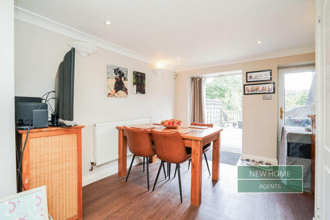 3 bed Semi-Detached for sale Image 12