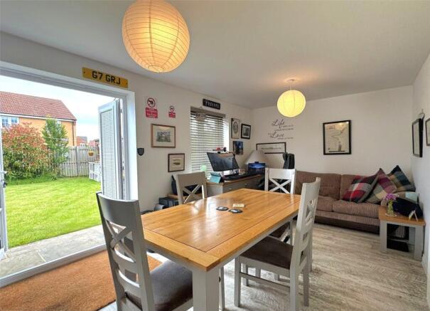 4 bed Detached for sale Image 6