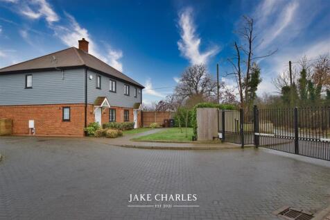 Crescent Gardens, St. Albans