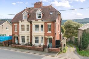 4 Lyndhurst, Oxford Road, Hay-on-wye, Hereford HR3 5AJ