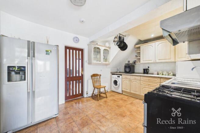 3 bed Semi-Detached for sale Image 7