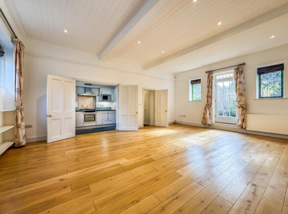 20250927_110043799_iOS_edited