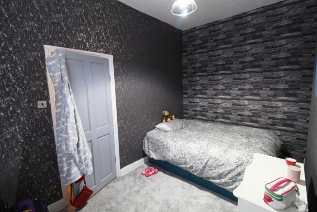 Bedroom 2 (Double)