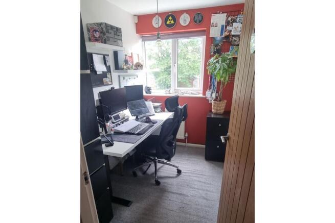 Photo 9