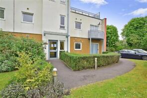 1, Reeves House, Trafalgar Gardens, Pound Hill, Crawley RH10 7SW