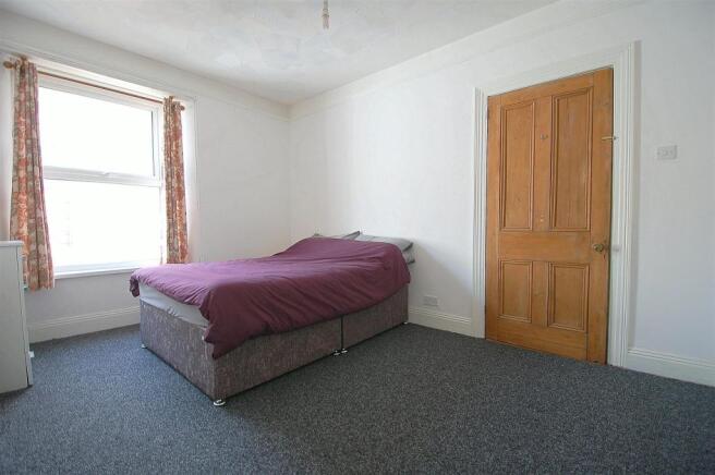 Bedroom 2.jpg