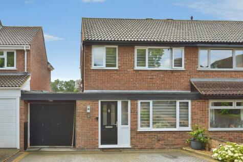 Eston Court, Bradville, MILTON KEYNES
