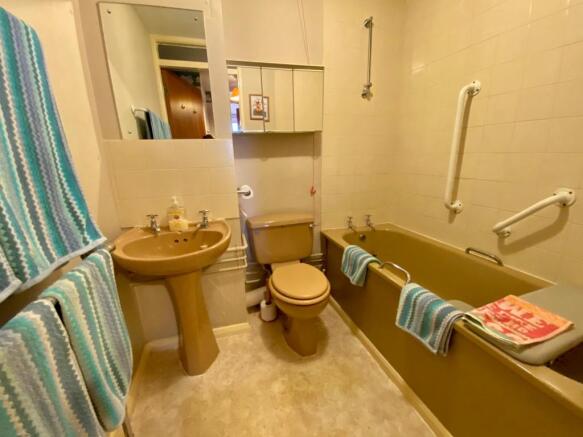 Photo 6