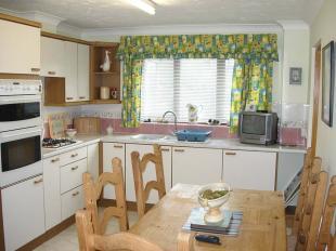 Fitted Kitchen