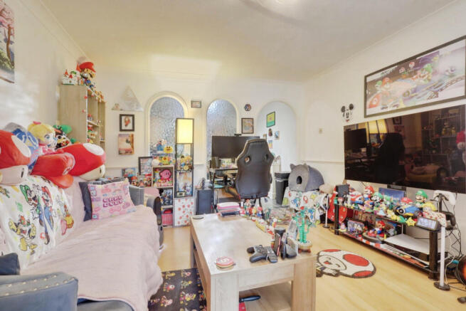 Photo 3