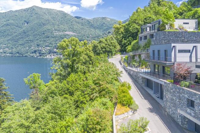 the lake como villa- villa via cesare poggio 25 to