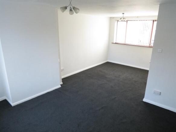 Lounge / Dining Room