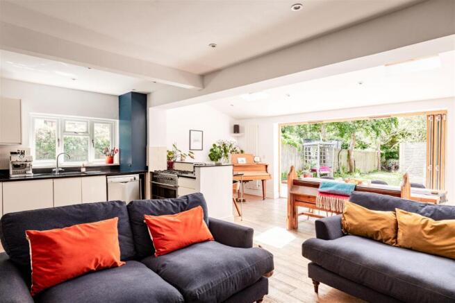 Cuckfield Road, Hurstpierpoint photo 4