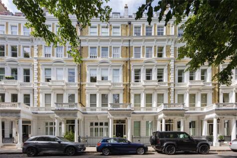 Courtfield Gardens, Earl's Court, SW5