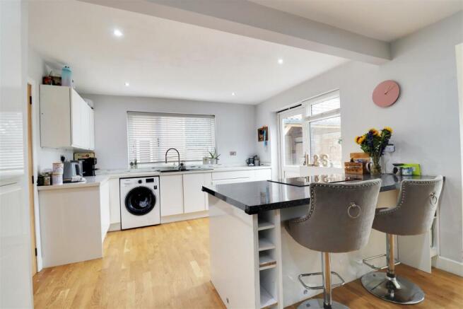 LIVING DINING KITCHEN