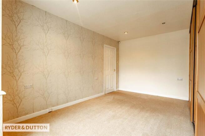 2 bed Semi-Detached Bungalow for sale Image 7