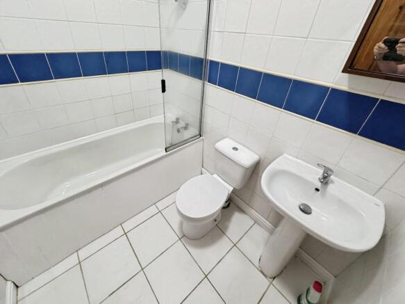2 bed Terraced for sale Image 4