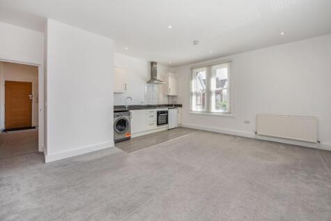 Sandringham Road, Petersfield, Hampshire
