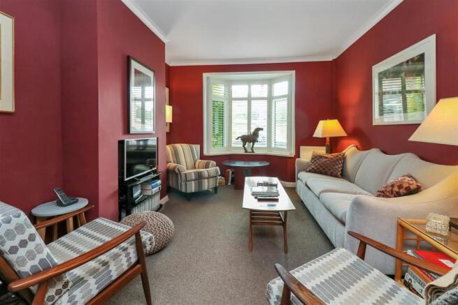 Through Sitting/Dining Room