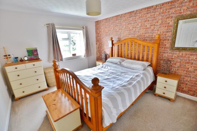 bed 1