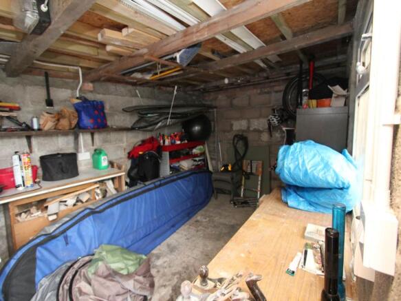 Shed workshop