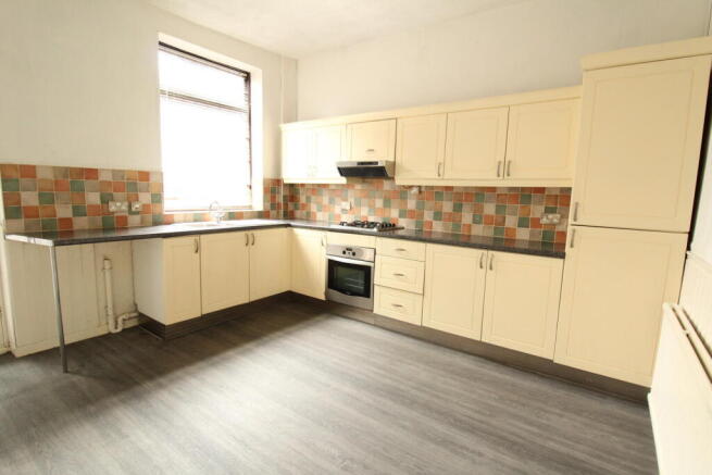 Fields New Road, Chadderton, Oldham photo 4