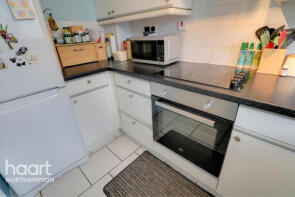 66, Lindisfarne Way, Northampton NN4 0WJ