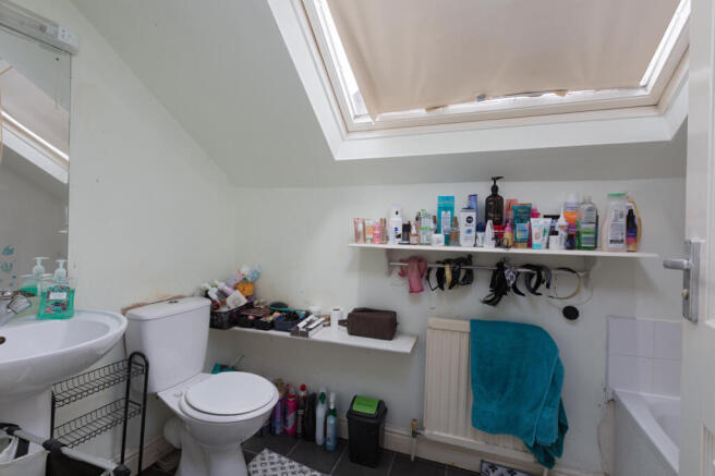 2 bed Semi-Detached for sale Image 8