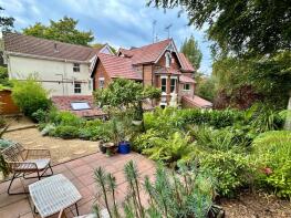 2, 27 Eden Lodge, Surrey Road South, Bournemouth BH4 9BL