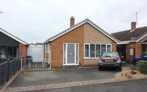 8, Hamilton Close, Wordsley DY8 5EU
