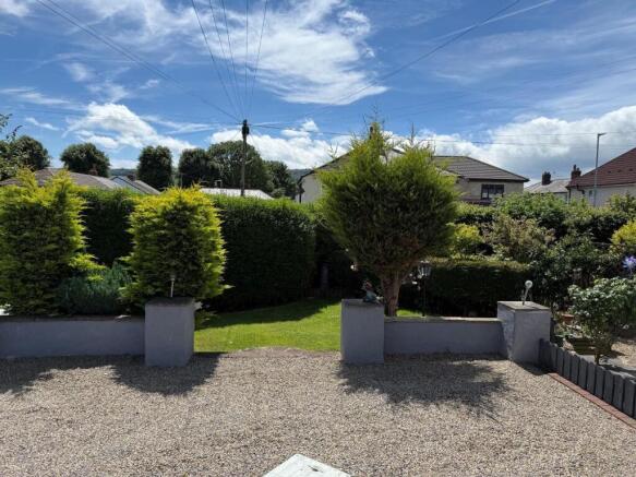 3 bed Semi-Detached for sale Image 9