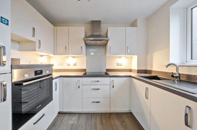 1408260-4-69806f3...