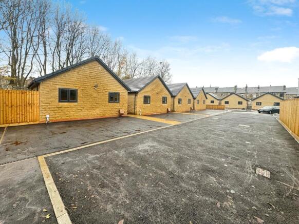 2 bed Bungalow to rent Image 6