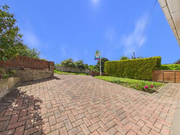2-Ryab EweMove Pontefract