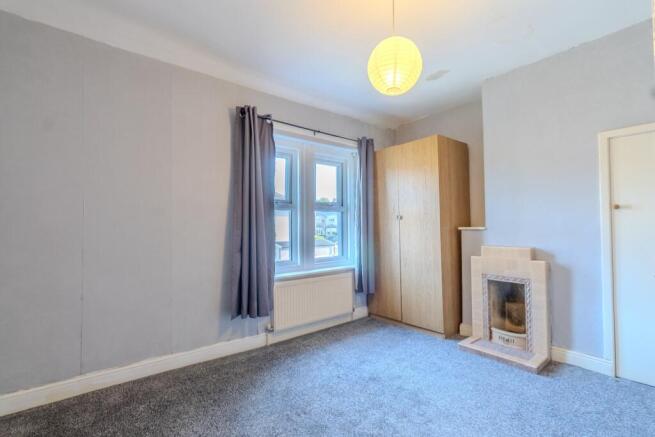 3 bed Terraced for sale Image 5