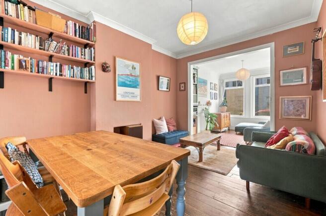 Rosebery Avenue, London, N17 photo 4