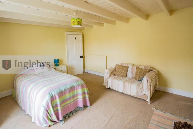 6 bed Farm House for sale Image 11