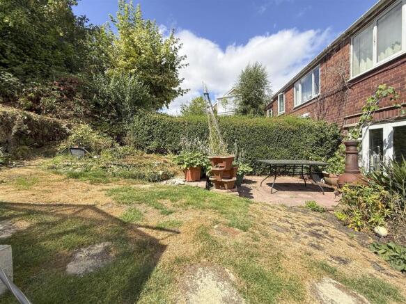3 bed Semi-Detached for sale Image 7
