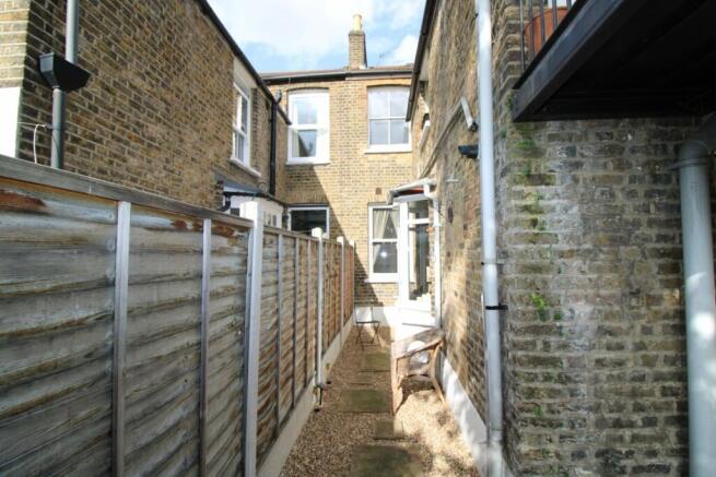 Photo 10