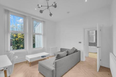 Brompton Avenue, Sefton Park, L17