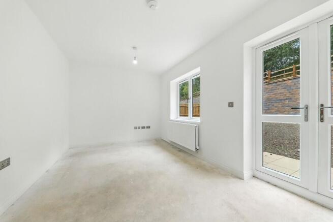 3 bed Semi-Detached for sale Image 7