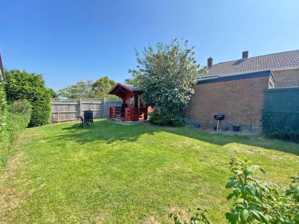 14 Nelson Crescent