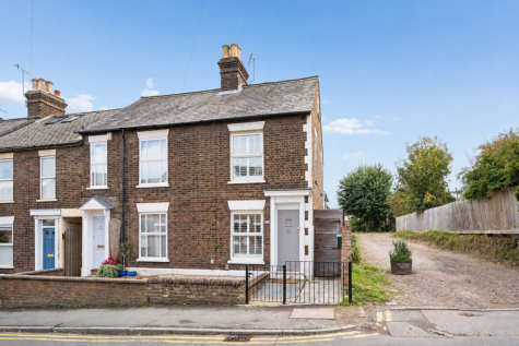 Cross Oak Road, Berkhamsted