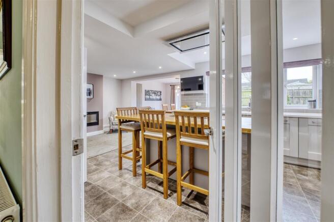 Holly RdD78_7910_HDR.jpg