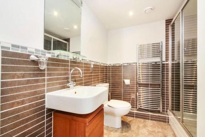 2 bed Apartment for sale Image 9
